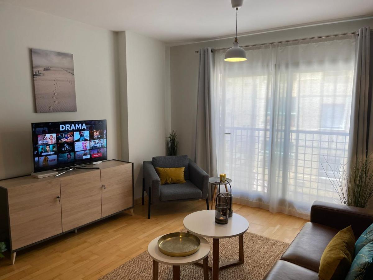 A Space That Feels Like Home With Private Parking Málaga Esterno foto