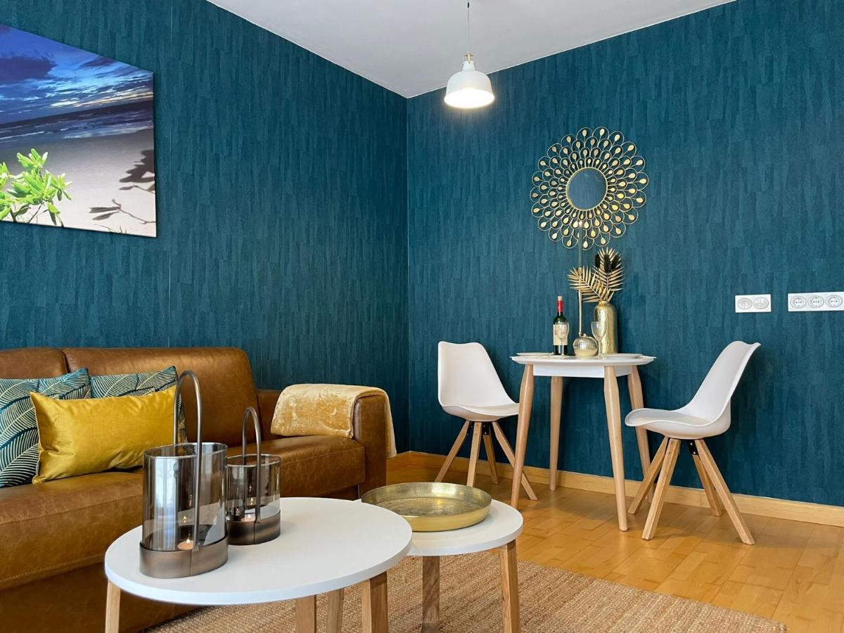 A Space That Feels Like Home With Private Parking Málaga Esterno foto
