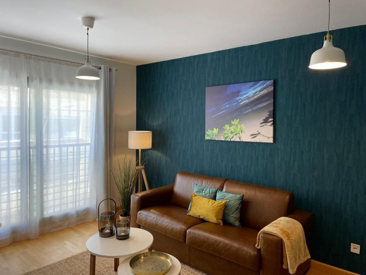 A Space That Feels Like Home With Private Parking Málaga Esterno foto