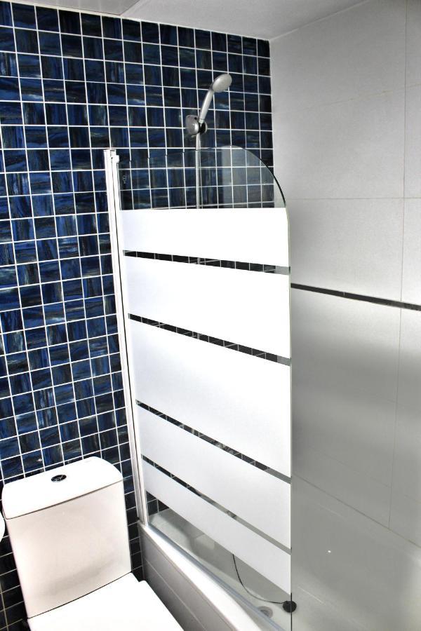 A Space That Feels Like Home With Private Parking Málaga Esterno foto